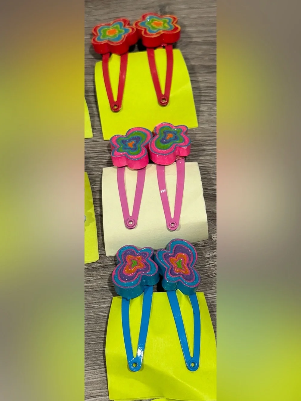 Assorted Kids’ Hair Clips and Barrettes - Multicolor Pairs & Loose Styles